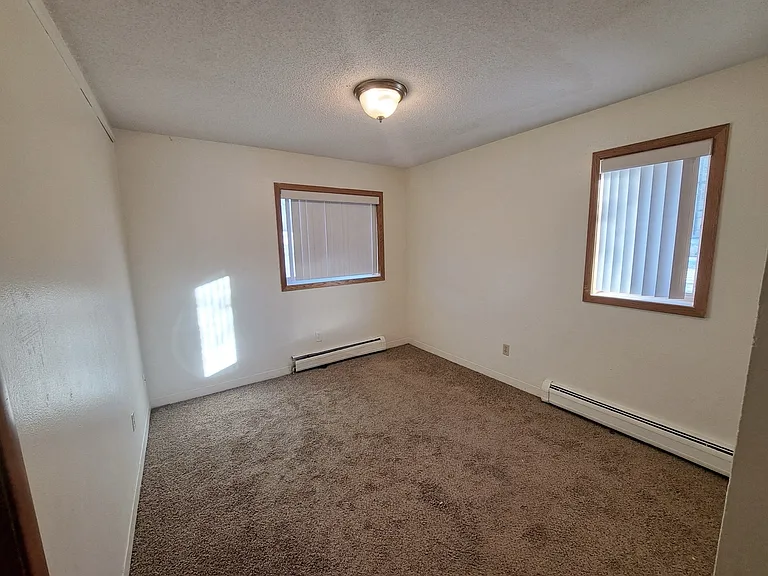 Rolling Hills Apartments — Photo 73
