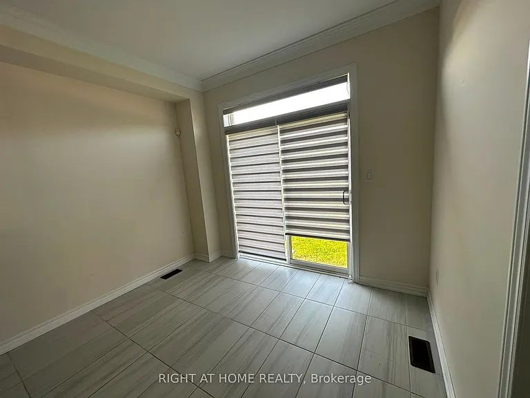 2 Bruce Cameron Dr — Photo 28