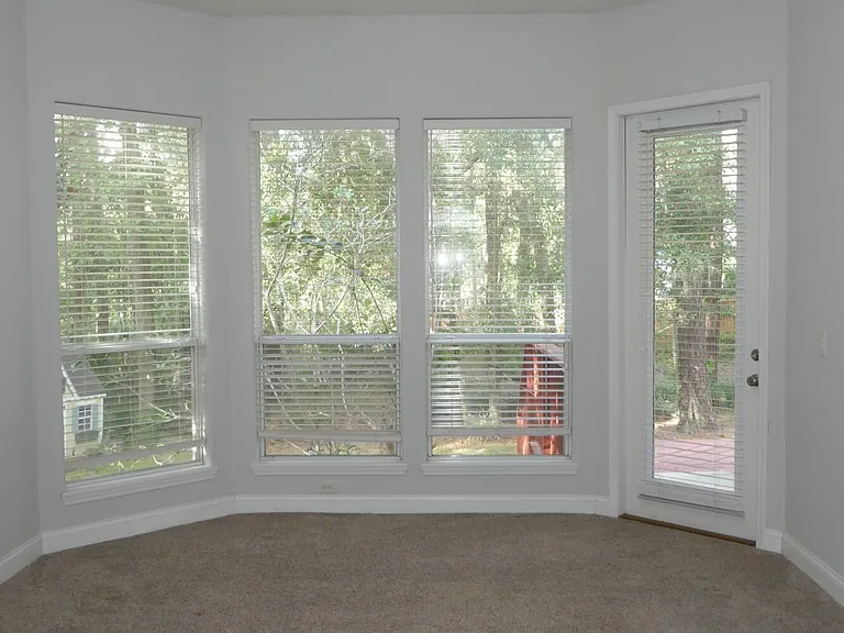 2359 Huckins Ct — Photo 27