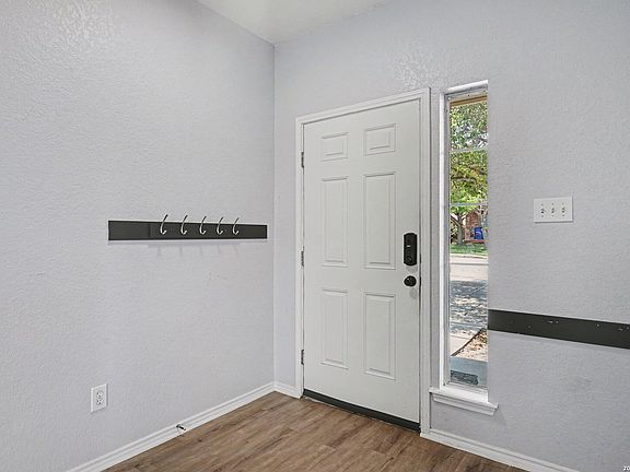 5th image of 162 CARDINAL WAY
