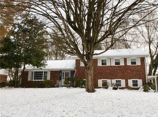 4130 Wycliff Dr, Winston Salem, NC 27106