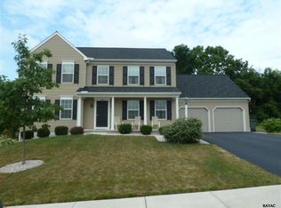 688 Rishel Dr, York, PA 17406