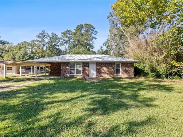 29641 Victor Hugo Ln, Albany, LA 70711