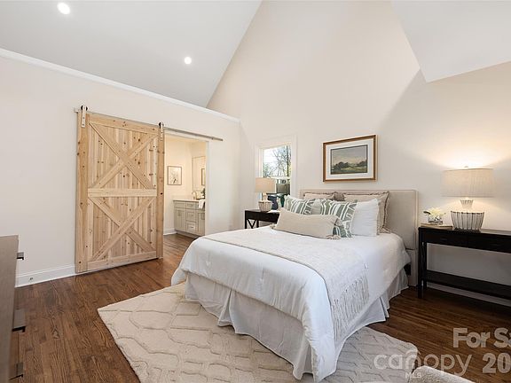 3rd image of 3512 Donovan Pl