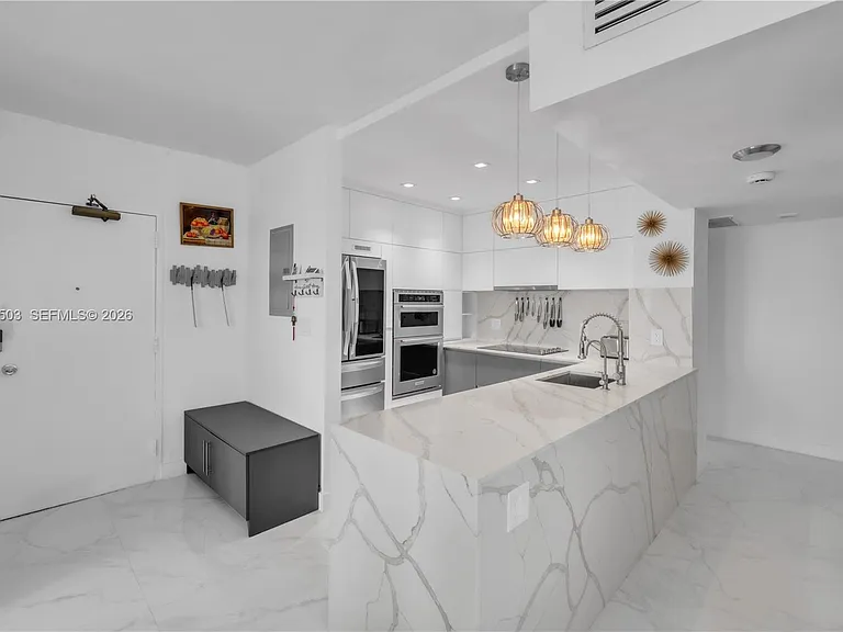 1965 S Ocean Dr #14F — Photo 17