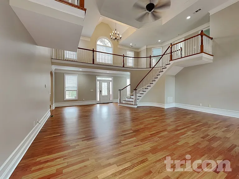 15 Magnolia Dr — Photo 2