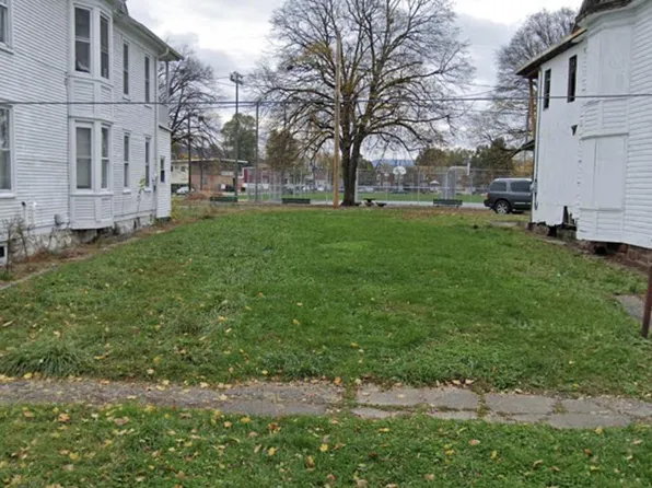 660 Schuylkill St, Harrisburg, PA 17110
