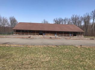 36 Sterling Rd, Newfoundland, PA 18445