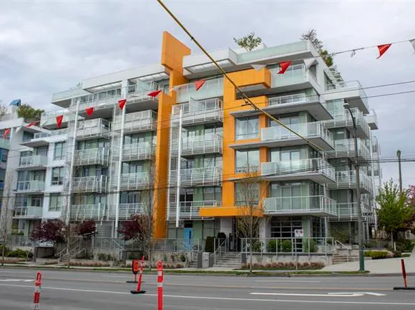 655 W 41st Ave #303, Vancouver, BC V5Z 2N1