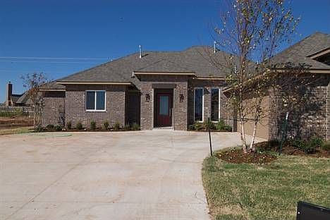 1st image of 17517 Sparrowhawk Ln