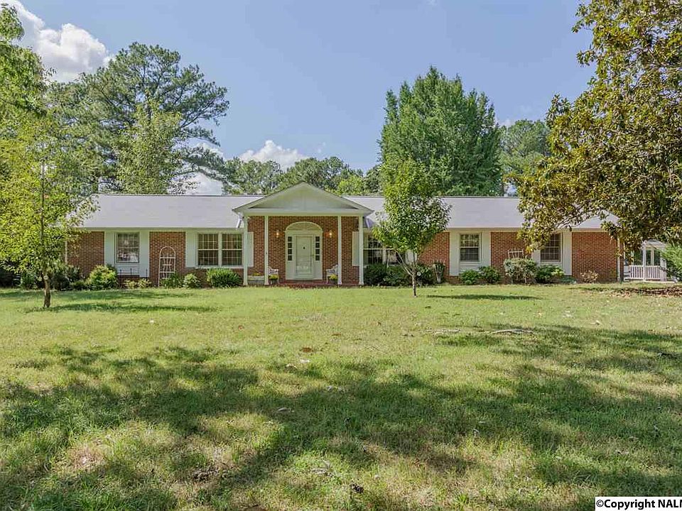 1st image of 2603 Arrow Wood Dr SE