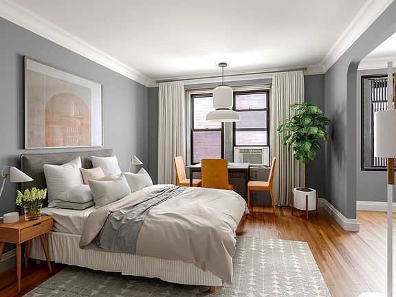 3rd image of 166 W 22nd St
