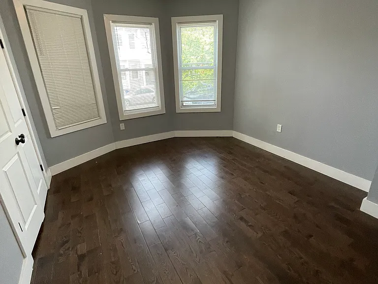808 S 17th St #1F — Photo 2