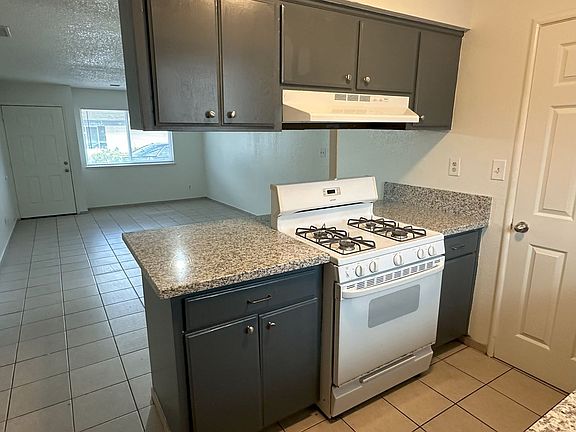 5th image of 510 S Dayton St #510
