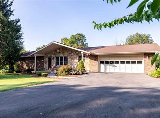 1910 Riverview Cir, Sevierville, TN 37862