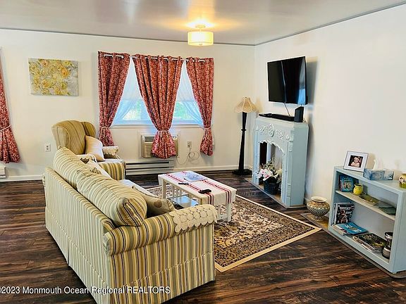 5th image of 30 Norwalk Avenue #70