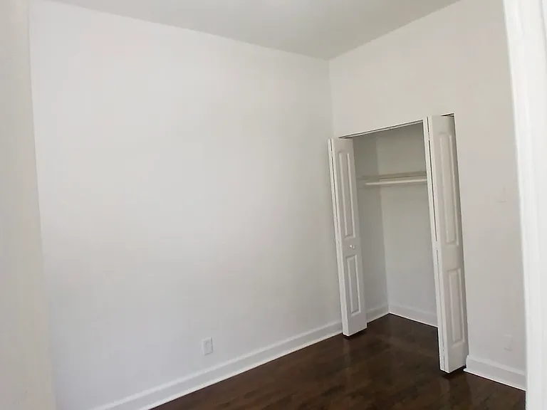 4058 W Hirsch St #1 — Photo 11