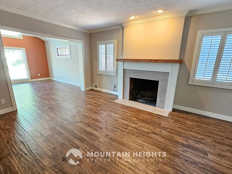 2473 S Hartford St — Photo 7