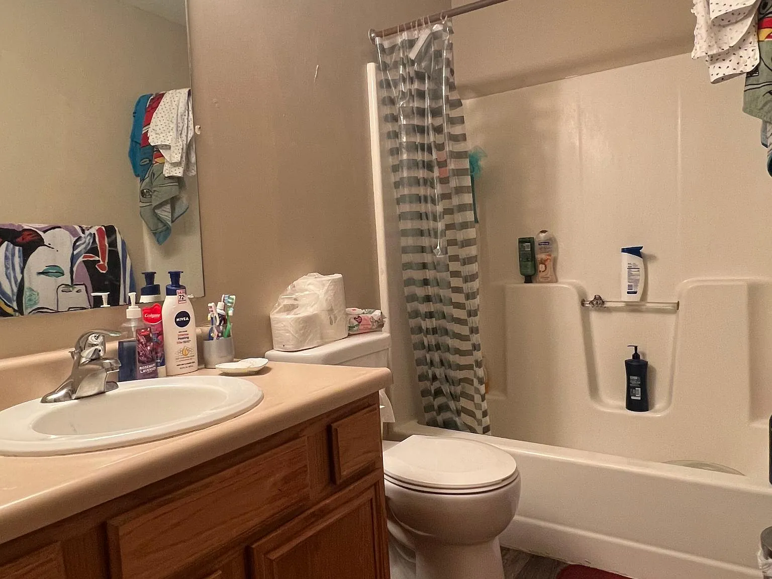 3 bed, $1,550 — Photo 2