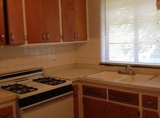7377 N Winchester Ave APT 2E, Chicago, IL 60626