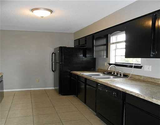 4th image of 2507 El Viernes St