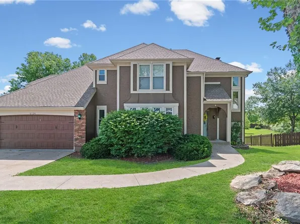 6724 N Quincy Cir, Kansas City, MO 64119