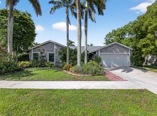 17315 Lake Park Rd, Boca Raton, FL 33487