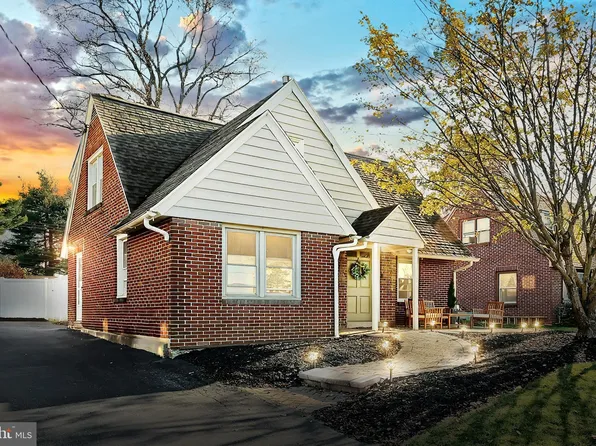 472 Edgehill Rd, York, PA 17403