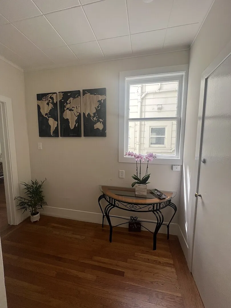 Welcome to your new home at 939 Oak Street in San Francisco! — Photo 1
