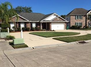 2613 Ridgecrest Rd, Marrero, LA 70072