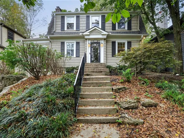 4900 Westwood Rd, Kansas City, MO 64112