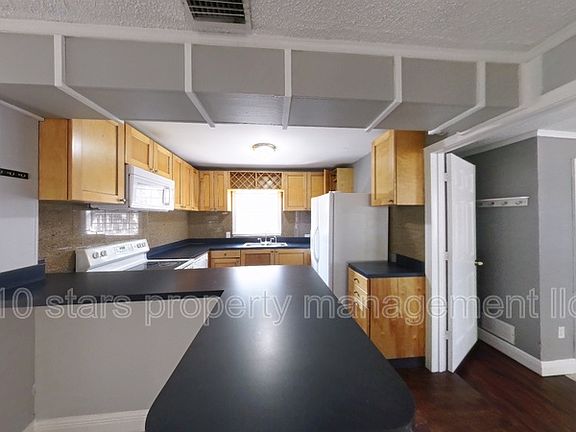 4th image of 7118 13th St N