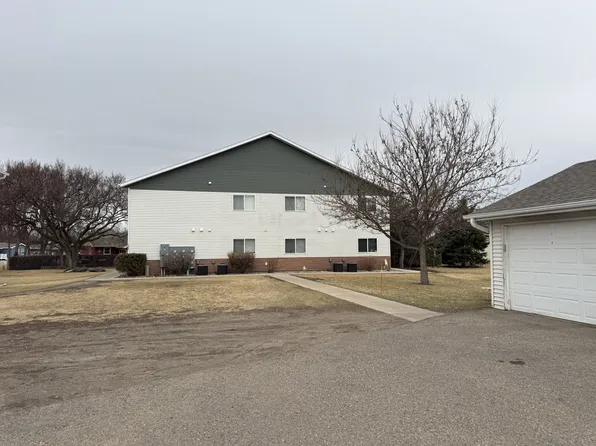 1322 8th Ave NE, Aberdeen, SD