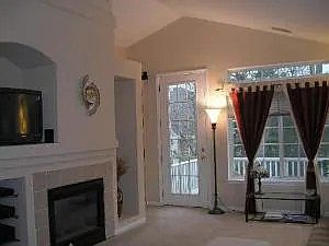 4th image of 2516 Camberley Cir