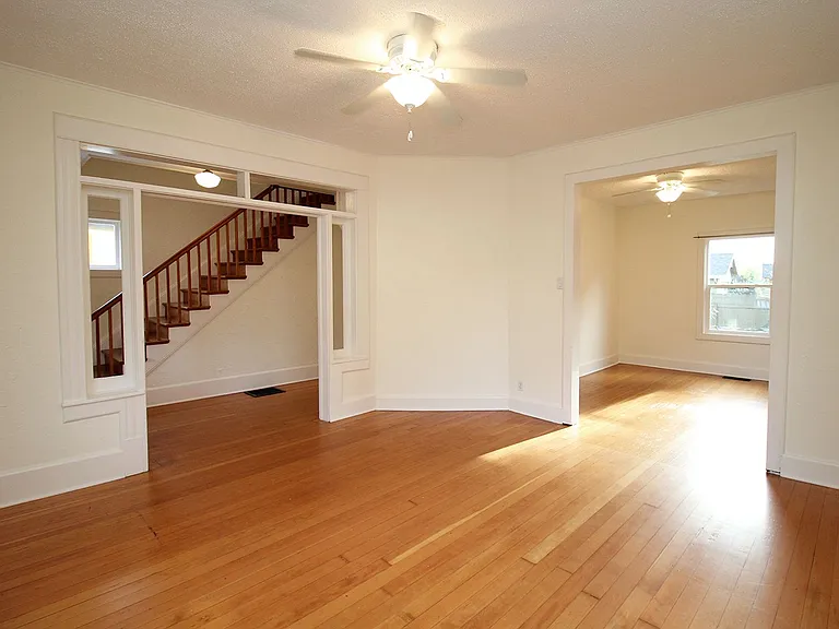 66 NE Skidmore St — Photo 12