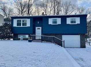 113 Park Ln, Glenshaw, PA 15116