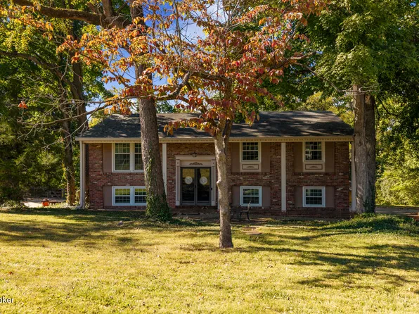 6406 Watch Hill Rd, Hollow Creek, KY 40228