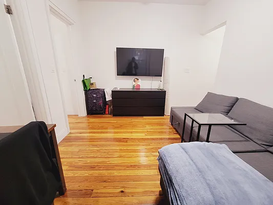 Rented by Brighton Management | media 2