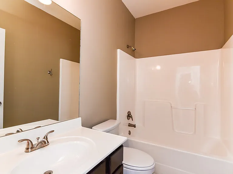 1694 Maplecliff Way — Photo 16