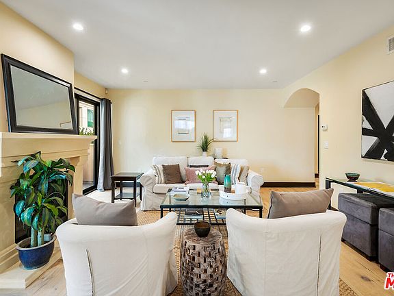 5th image of 10523 Ashton Ave APT 203