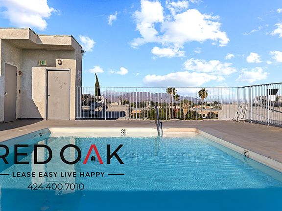 3rd image of 8309 Cedros Ave APT 104