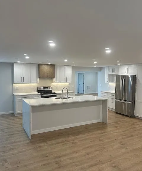 7611 29th St W — Photo 3