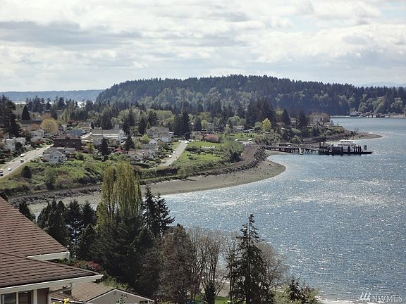 3rd image of 34 Silver Beach Dr