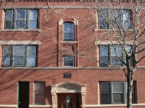 Damen & Berteau Apartments