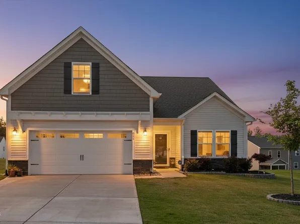 811 Bent Willow Dr, Clayton, NC 27527