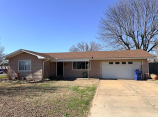 815 N Morningside Dr, Vinita, OK 74301