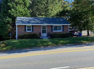 206 Oakhurst St, Kernersville, NC 27284
