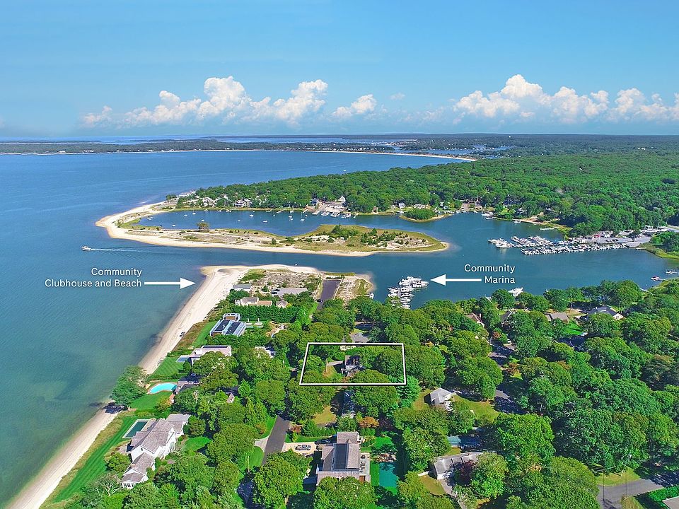 1st image of 24 Noyac Bay Ave