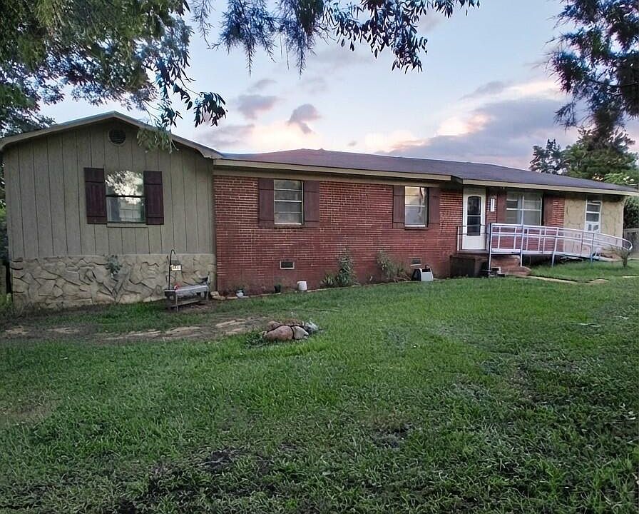 1st image of 716 County Road 419