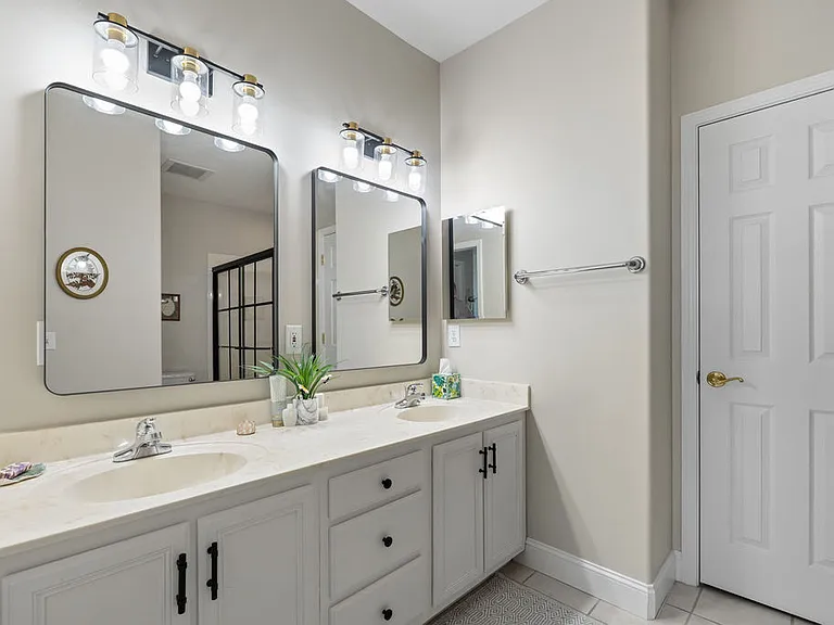 555 Rarity Bay Pkwy #204 — Photo 8